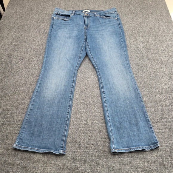 Levi's Classic Bootcut Jeans Women's 16S / 33 x 30 Blue Denim Stretch 39252-0001 - Picture 2 of 10